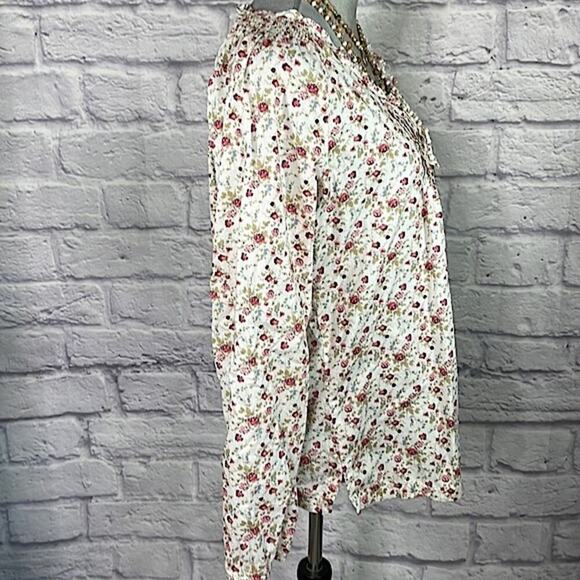 Bit & Bridle floral prairie style lightweight cotton blouse - Picture 3 of 9